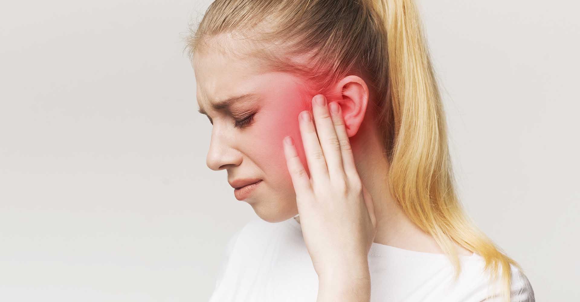 Çocuklar ve Yetişkinlerde Kulak Kızarması Neden Olur?